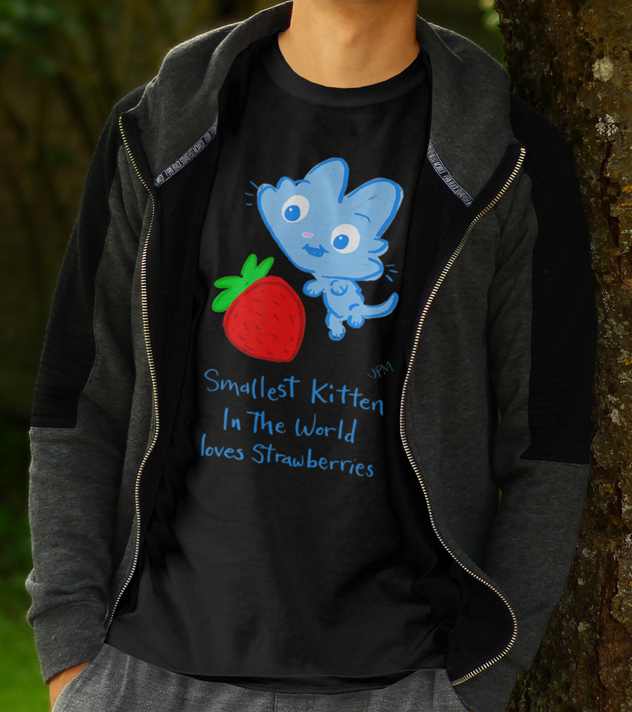 Smallest Kitten In The World Loves Strawberries T-Shirt