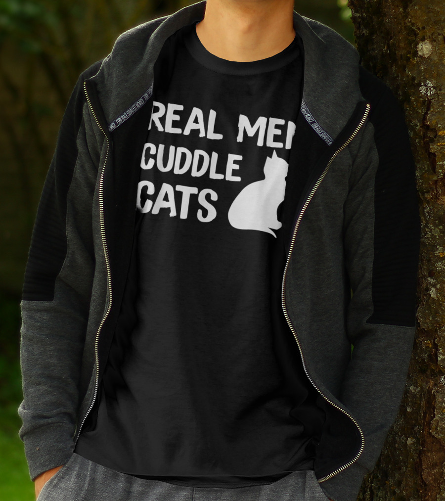 REAL MEN CUDDLE CATS T-Shirt