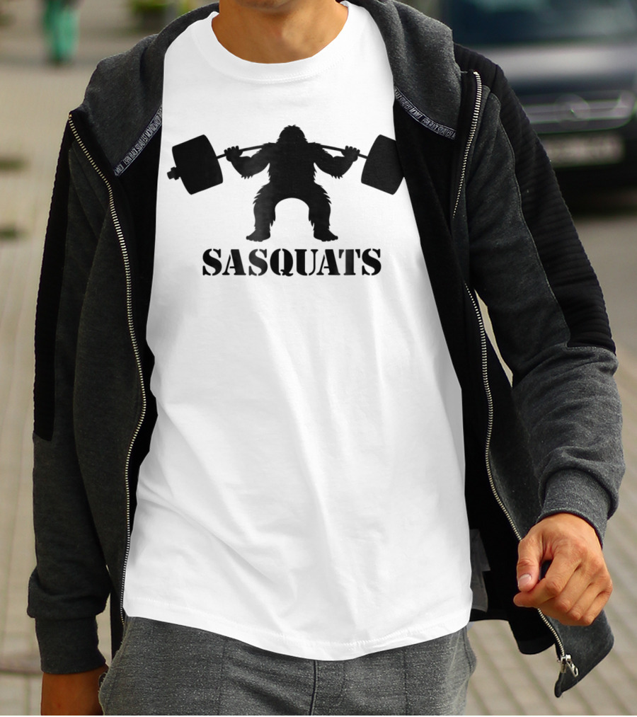 Sasquats Sasquatch Bigfoot Doing Squats With Weights T-Shirt