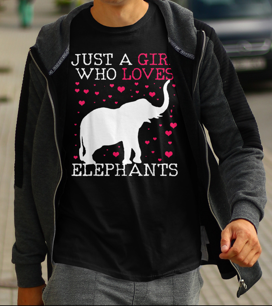 Just A Girl Who Loves Elephants With Heart Graphics T-Shirt