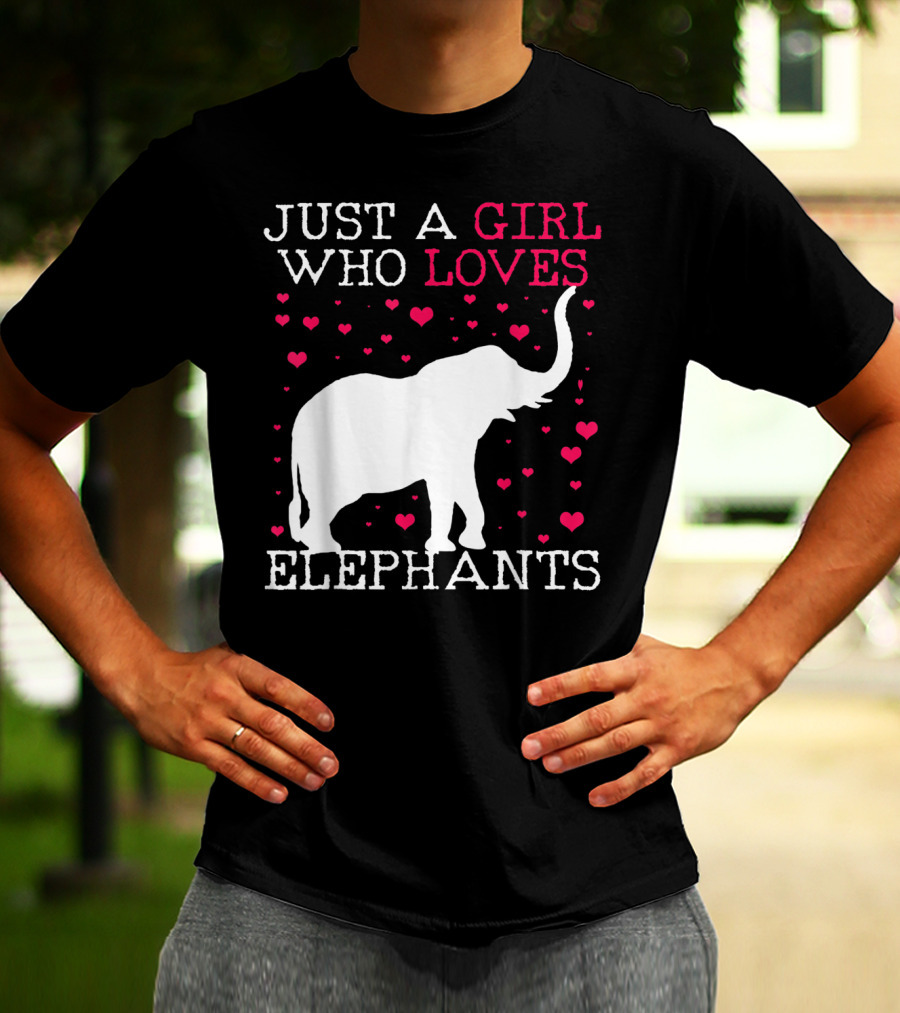 Just A Girl Who Loves Elephants With Heart Graphics T-Shirt