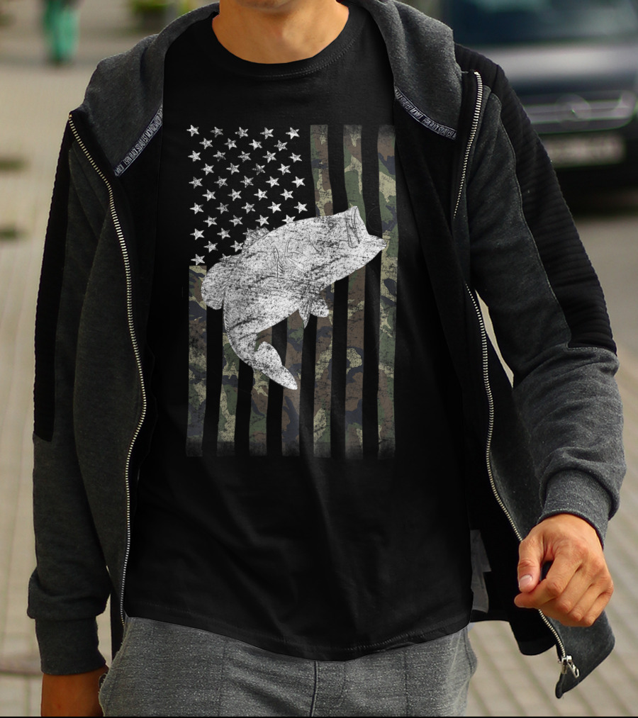 Big Mouth Bass Fishing Camouflage Flag With Stars T-Shirt