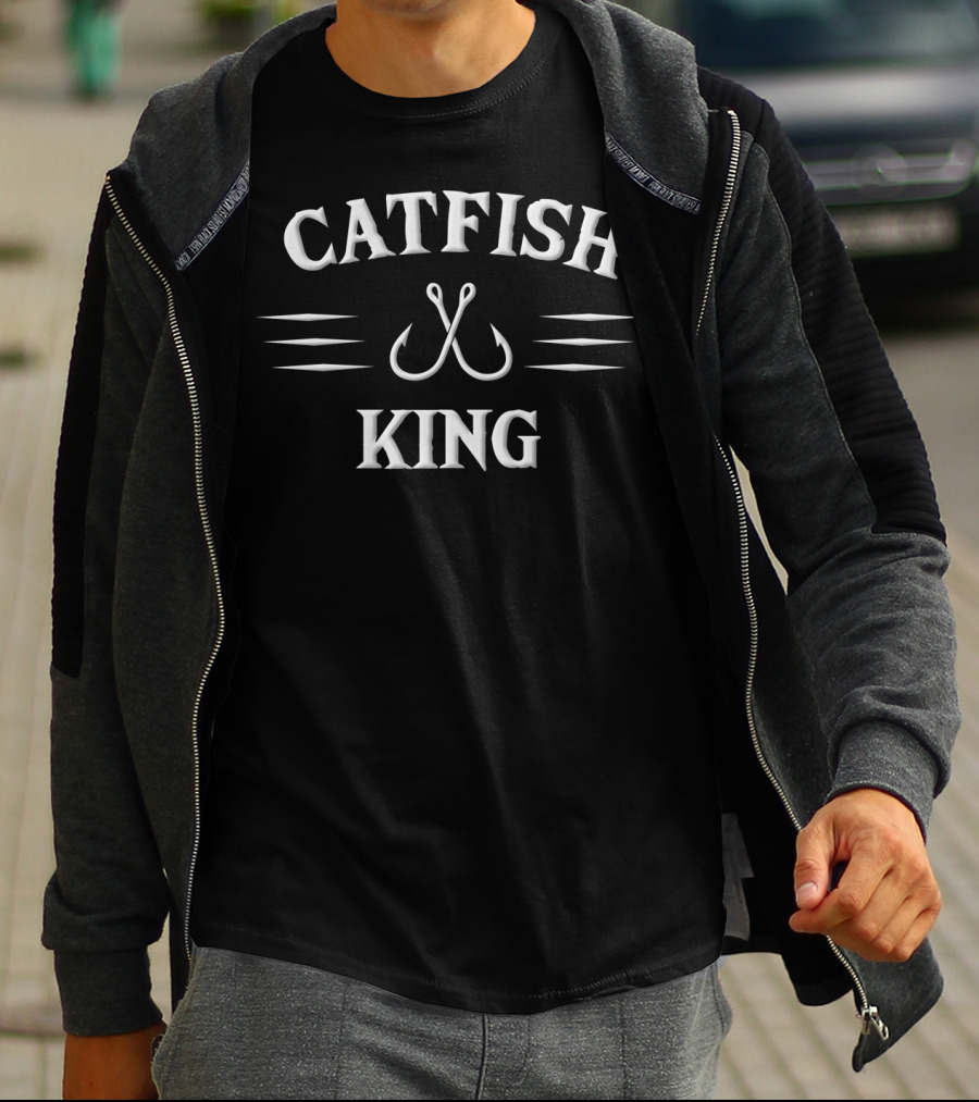 CATFISH KING FISHING HOOKS AND STRIPES T-Shirt