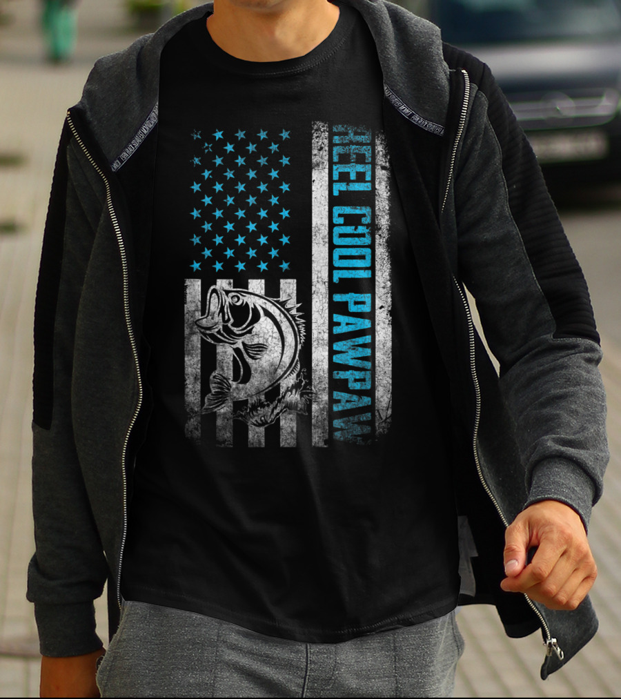 Father's Day Fishing Reel Cool Pawpaw With American Flag And Bass Fish T-Shirt