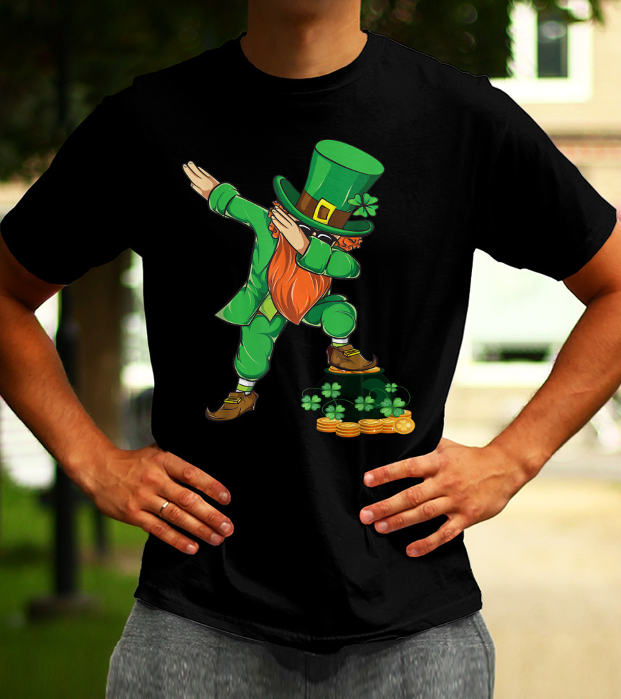 St Patricks Day Dabbing Leprechaun With Shamrocks And Gold Coins T-Shirt