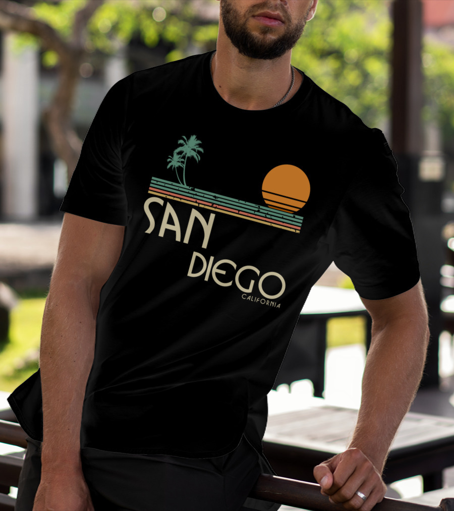 San Diego California Vintage Sunset Palm Trees T-Shirt
