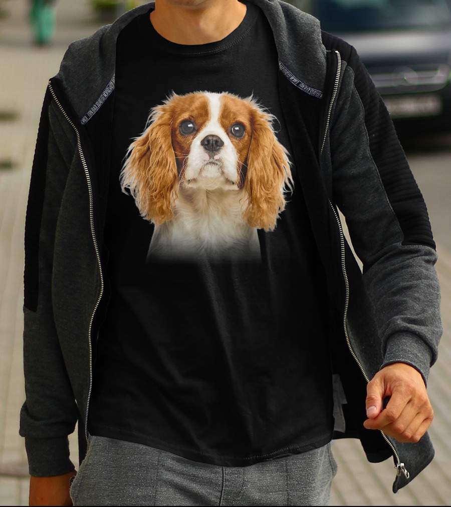 Cavalier King Charles Spaniel Face Close-Up Image T-Shirt