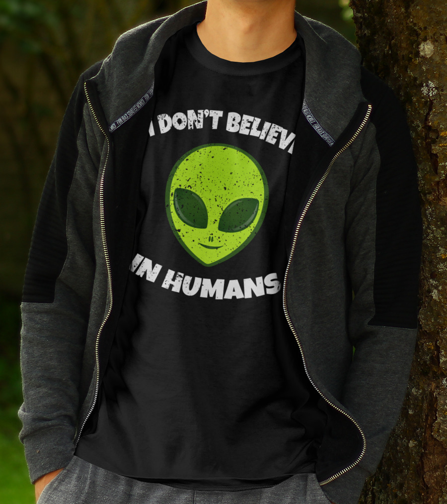 I Don't Believe In Humans Green Alien Head T-Shirt