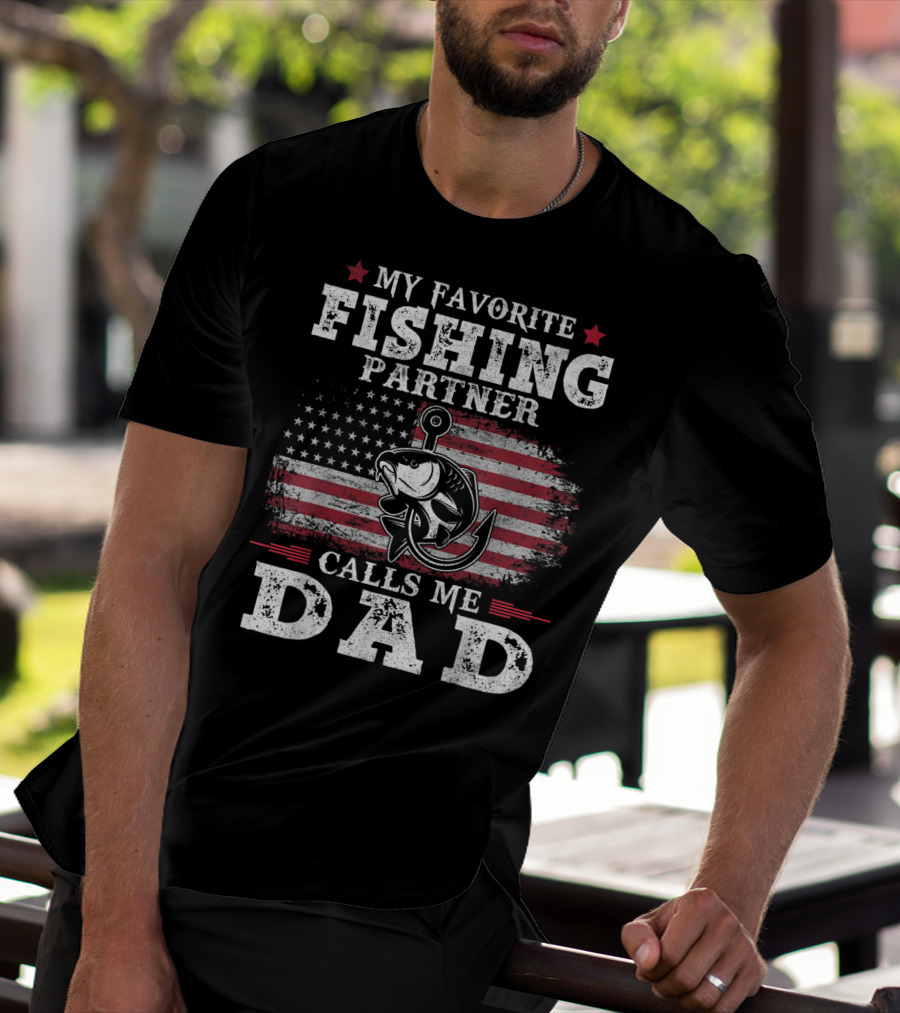 My Favorite Fishing Partner Calls Me Dad American Flag Fish Anchor T-Shirt
