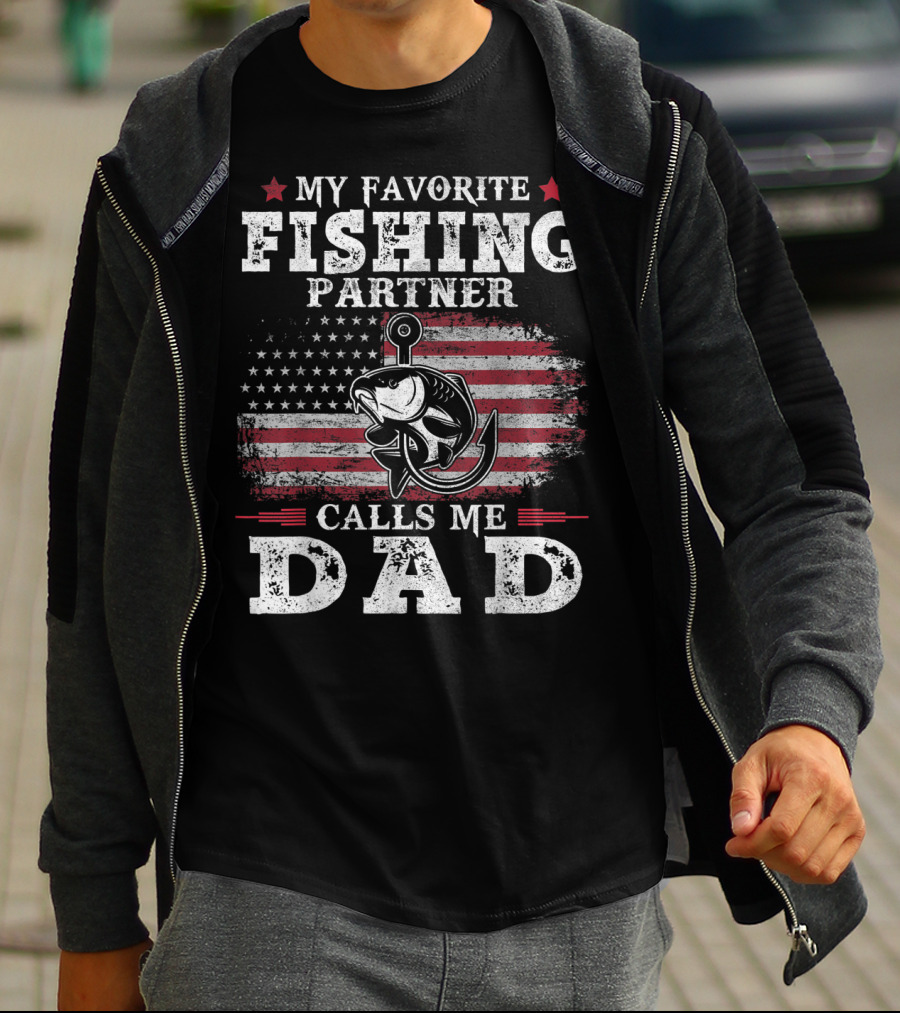 My Favorite Fishing Partner Calls Me Dad American Flag Fish Anchor T-Shirt