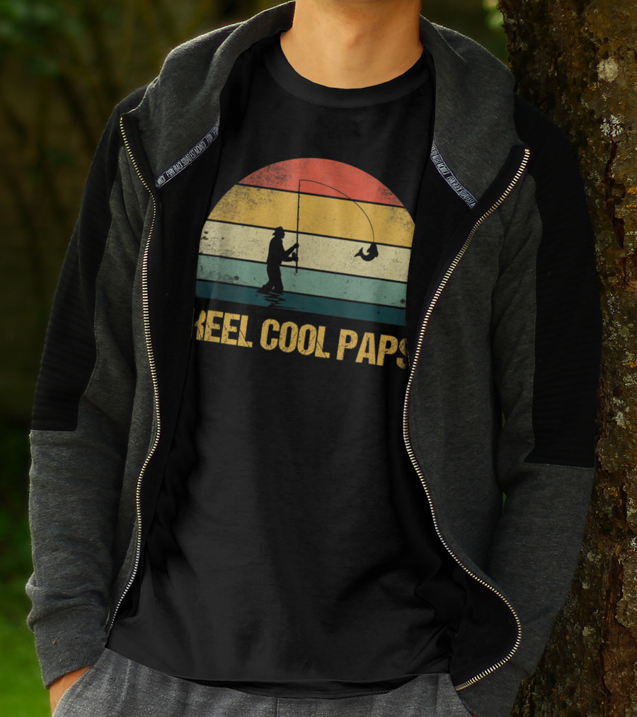 Reel Cool Paps Funny Fishing Retro Father's Day T-Shirt