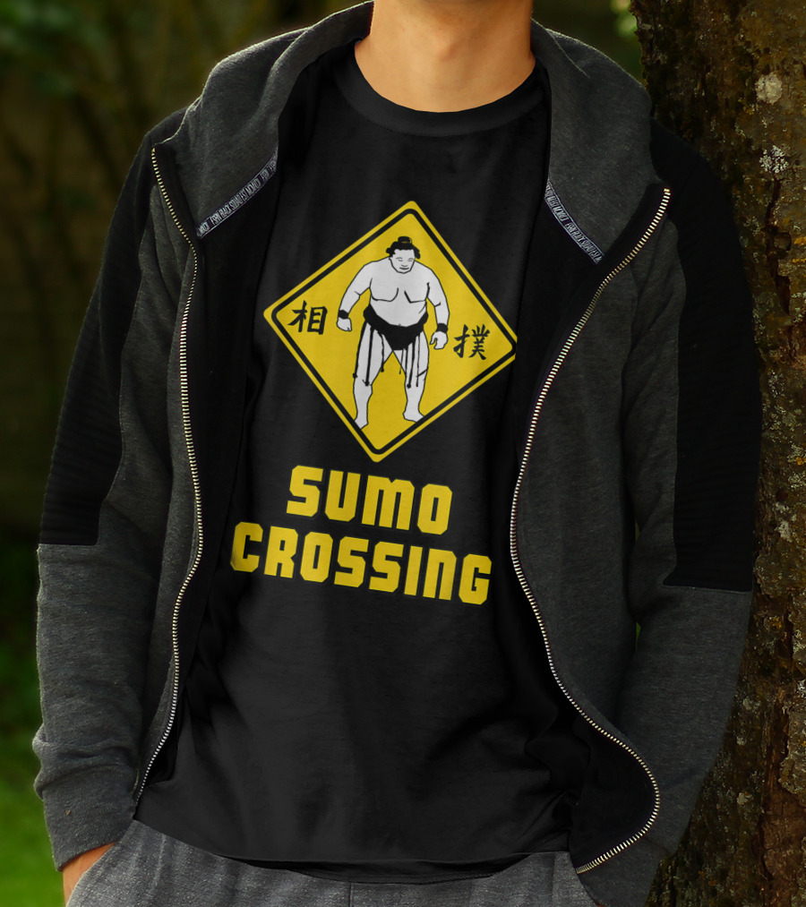 Sumo Crossing Sign Sumo Wrestling Iconic Warning Japan T-Shirt