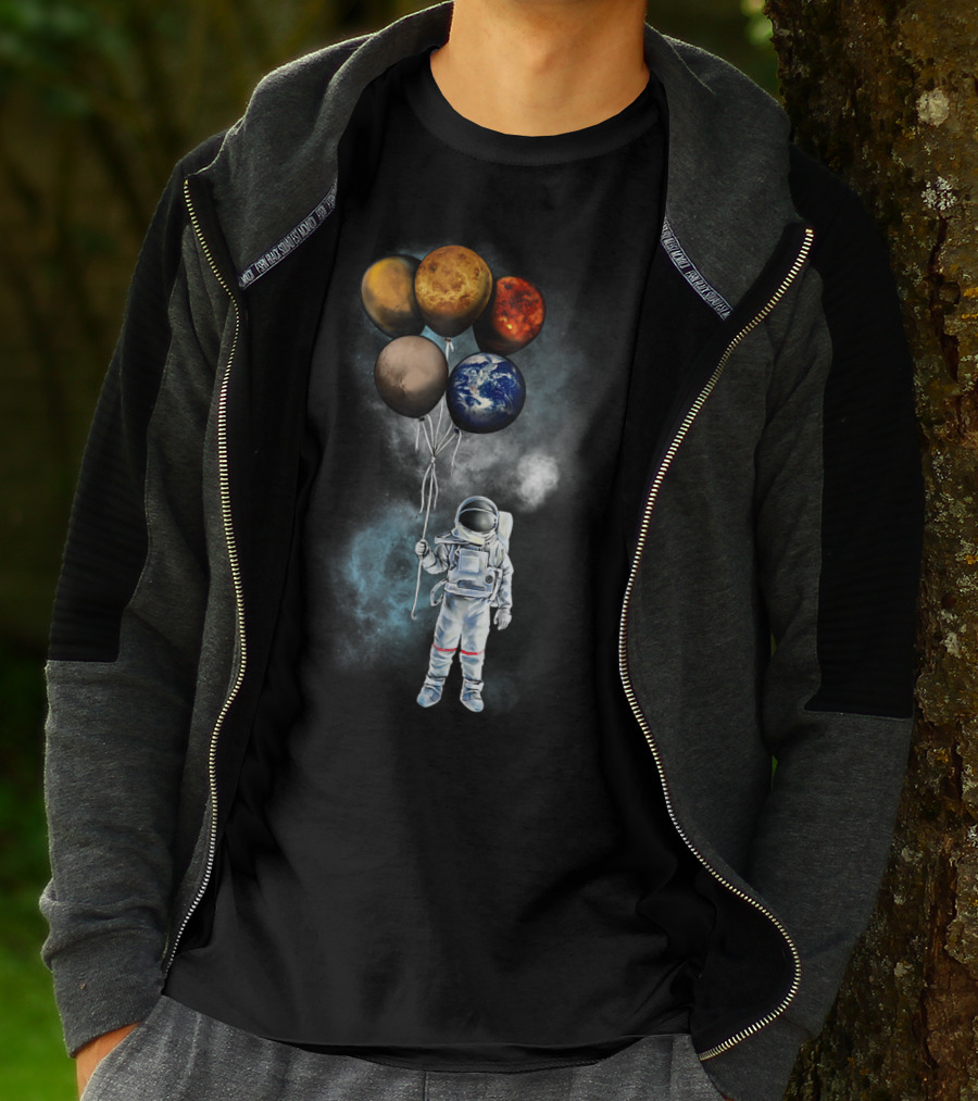 The Spaceman's Adventure Holding Planet Balloons In Outer Galaxy T-Shirt