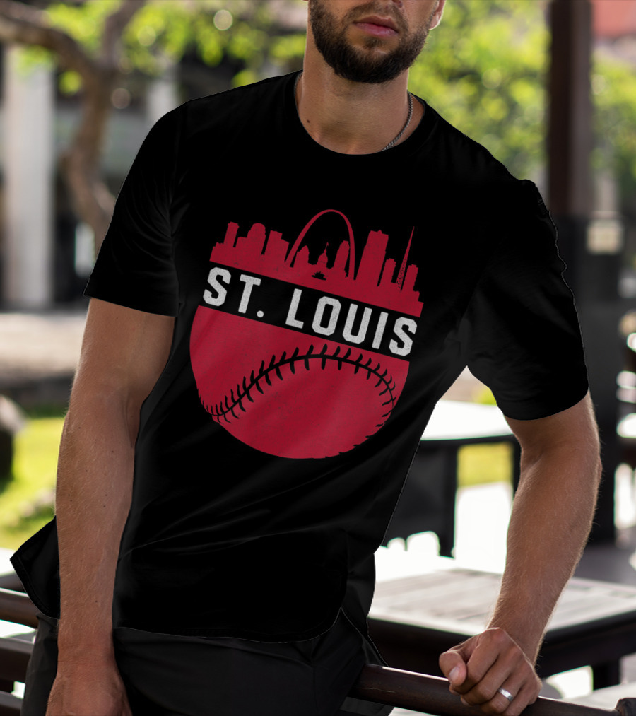Vintage St Louis Missouri Skyline Baseball Arch T-Shirt