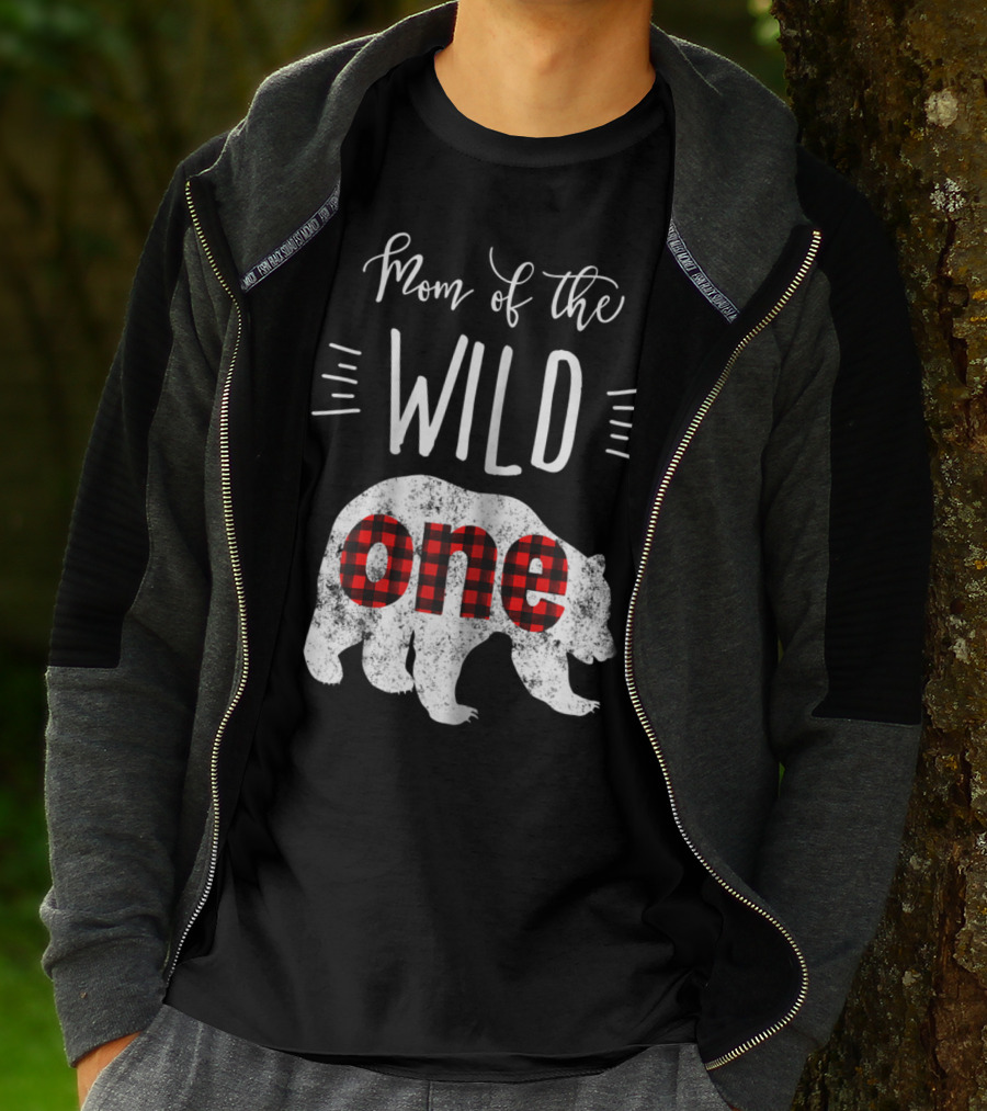 Mom Of The Wild One Bear Lumberjack Plaid T-Shirt