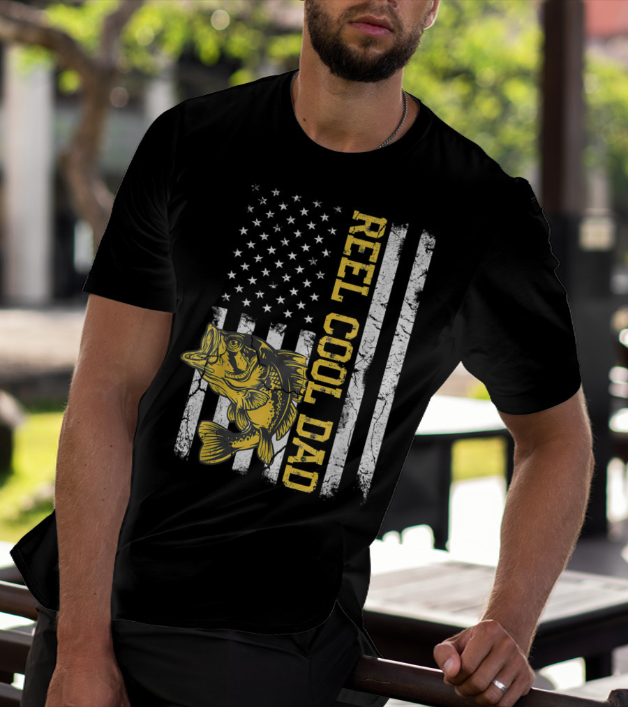 REEL COOL DAD American Flag Fishing T-Shirt
