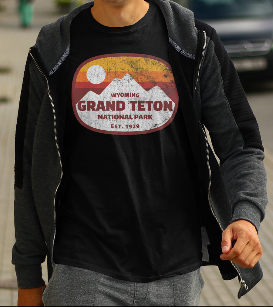 Wyoming Grand Teton National Park Est. 1929 Retro T-Shirt