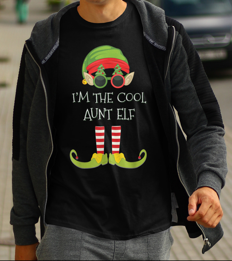 I'm The Cool Aunt Elf Christmas Costume Striped Stockings Green Hat Glasses T-Shirt