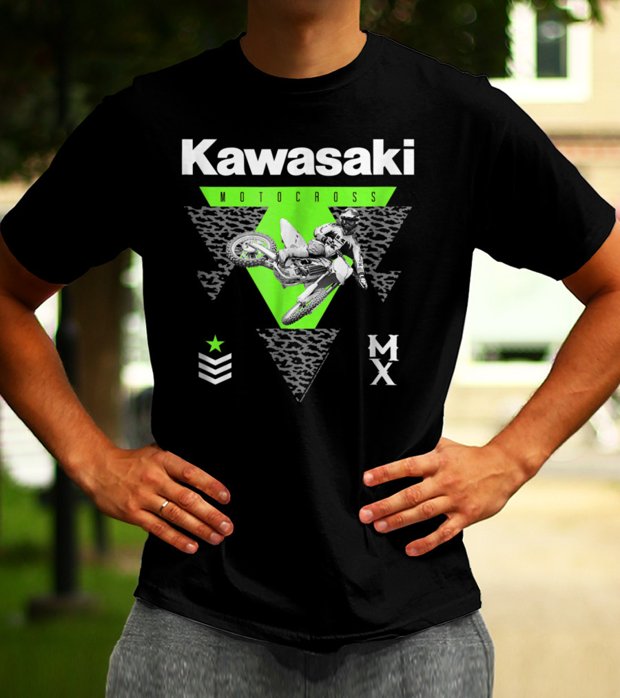 Kawasaki Motocross Classic Look 27272 MX Rider With Green Triangle And Chevron Star T-Shirt