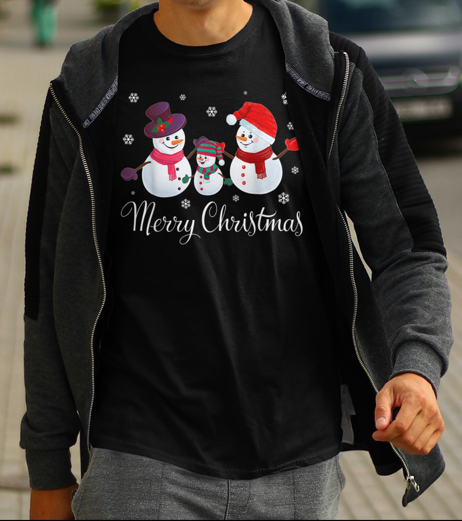 Merry Christmas Family Snowman Snowflakes Holiday Scene T-Shirt