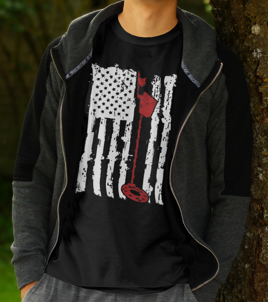 Metal Detector Vintage American Flag T-Shirt
