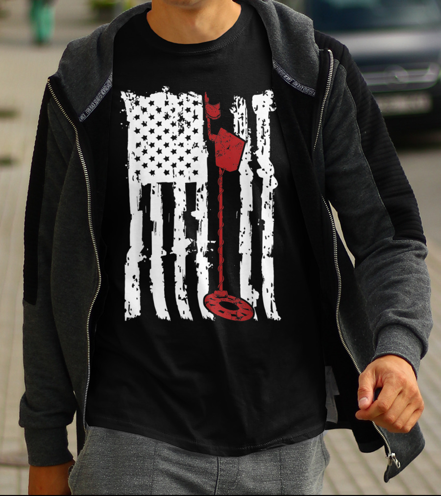 Metal Detector Vintage American Flag T-Shirt