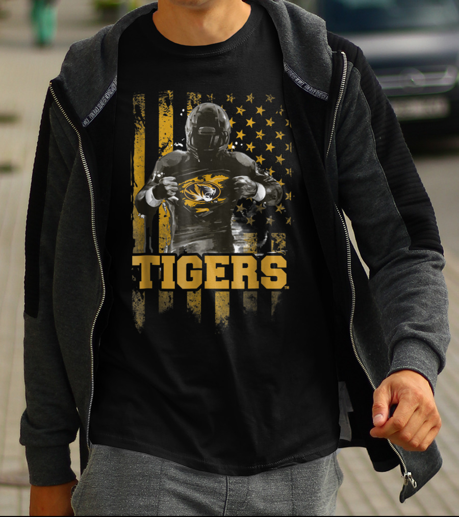 Tigers Football Mizzou Flag And Player Stars T-Shirt