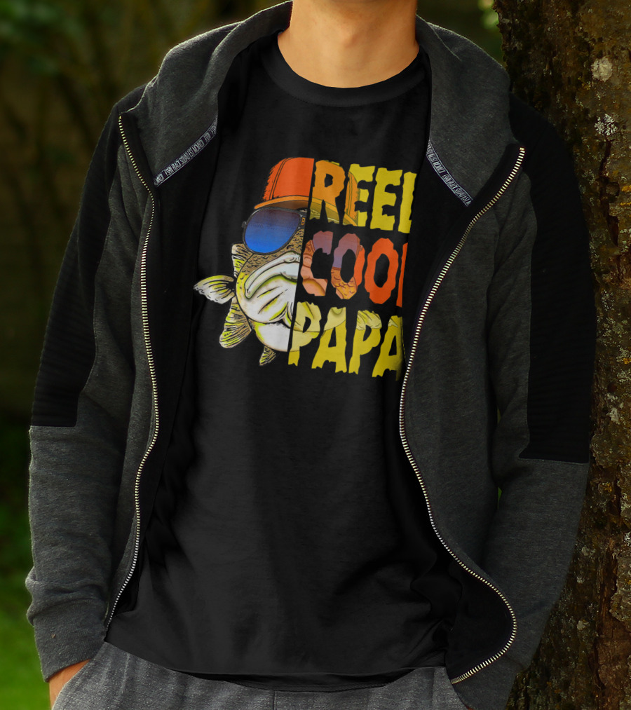 Reel Cool Papa Fishing Fish With Sunglasses And Hat T-Shirt