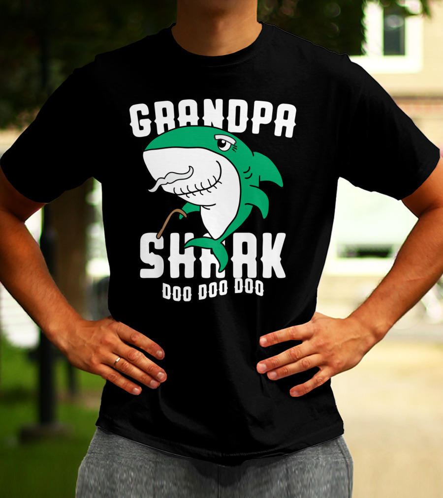 Grandpa Shark Doo Doo Doo Halloween Chr Dad Grandfather T-Shirt