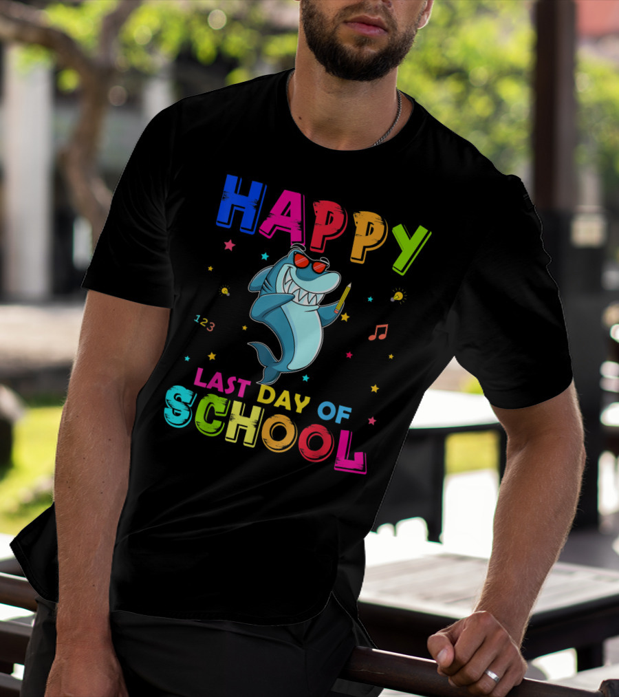 Happy Last Day Of School Dabbing Shark 123 Music Notes T-Shirt