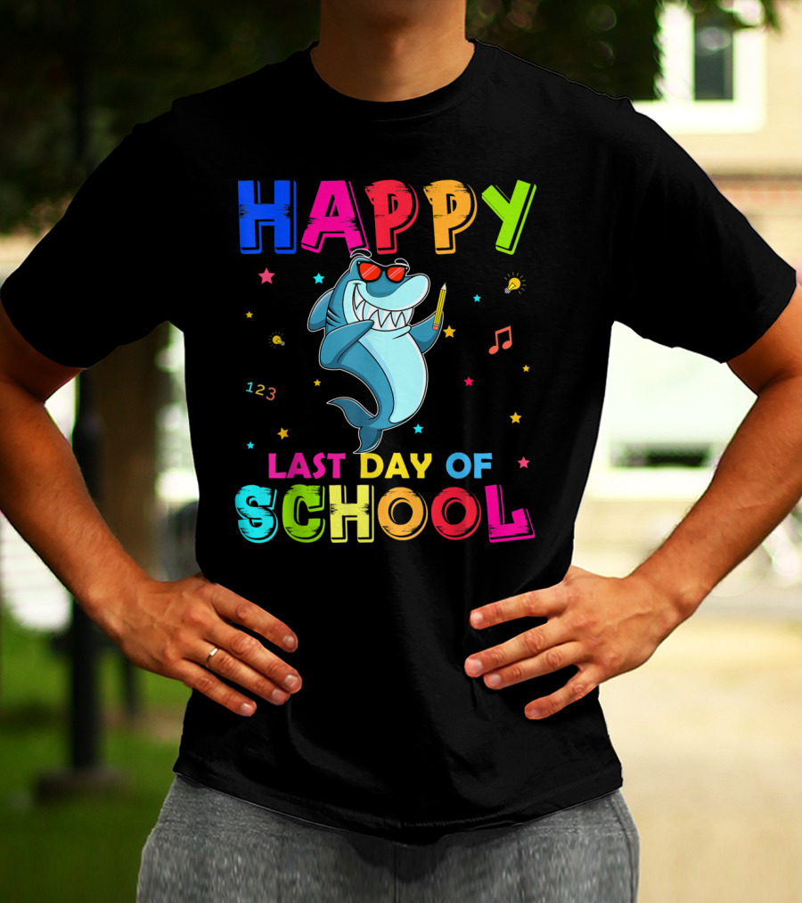 Happy Last Day Of School Dabbing Shark 123 Music Notes T-Shirt
