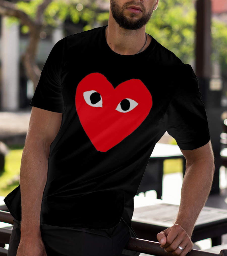 Heart For Comme Lovely In The Des - Comme Des Garçons Inspired Red Heart With Eyes T-Shirt