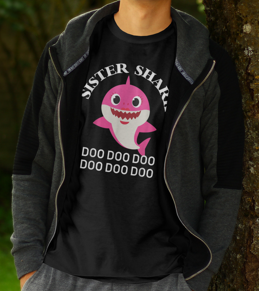 Sister Shark Doo Doo Doo Doo Doo Doo Pink Cartoon Family Shark T-Shirt