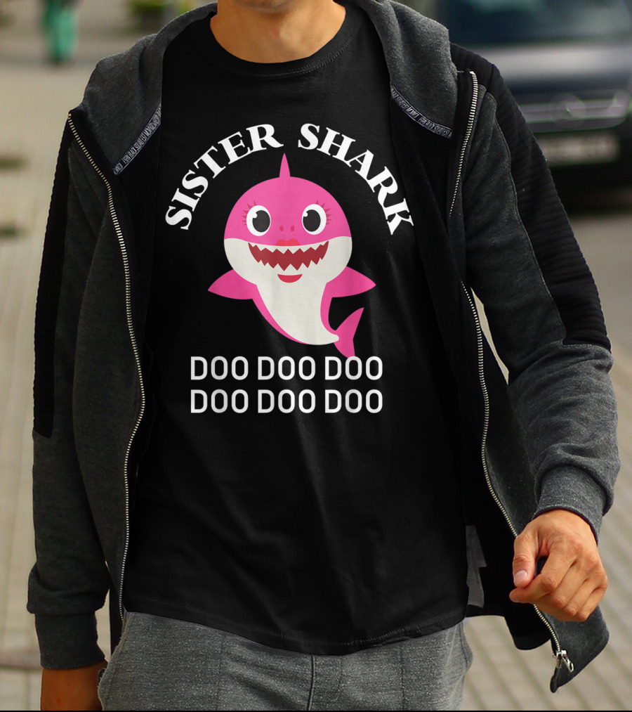 Sister Shark Doo Doo Doo Doo Doo Doo Pink Cartoon Family Shark T-Shirt