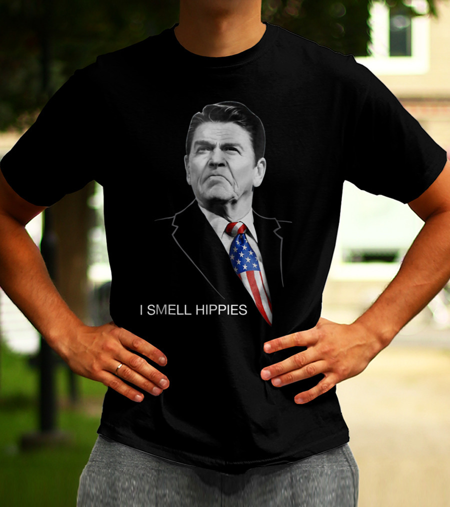 Ronald Reagan I Smell Hippies Patriotic Conservative T-Shirt