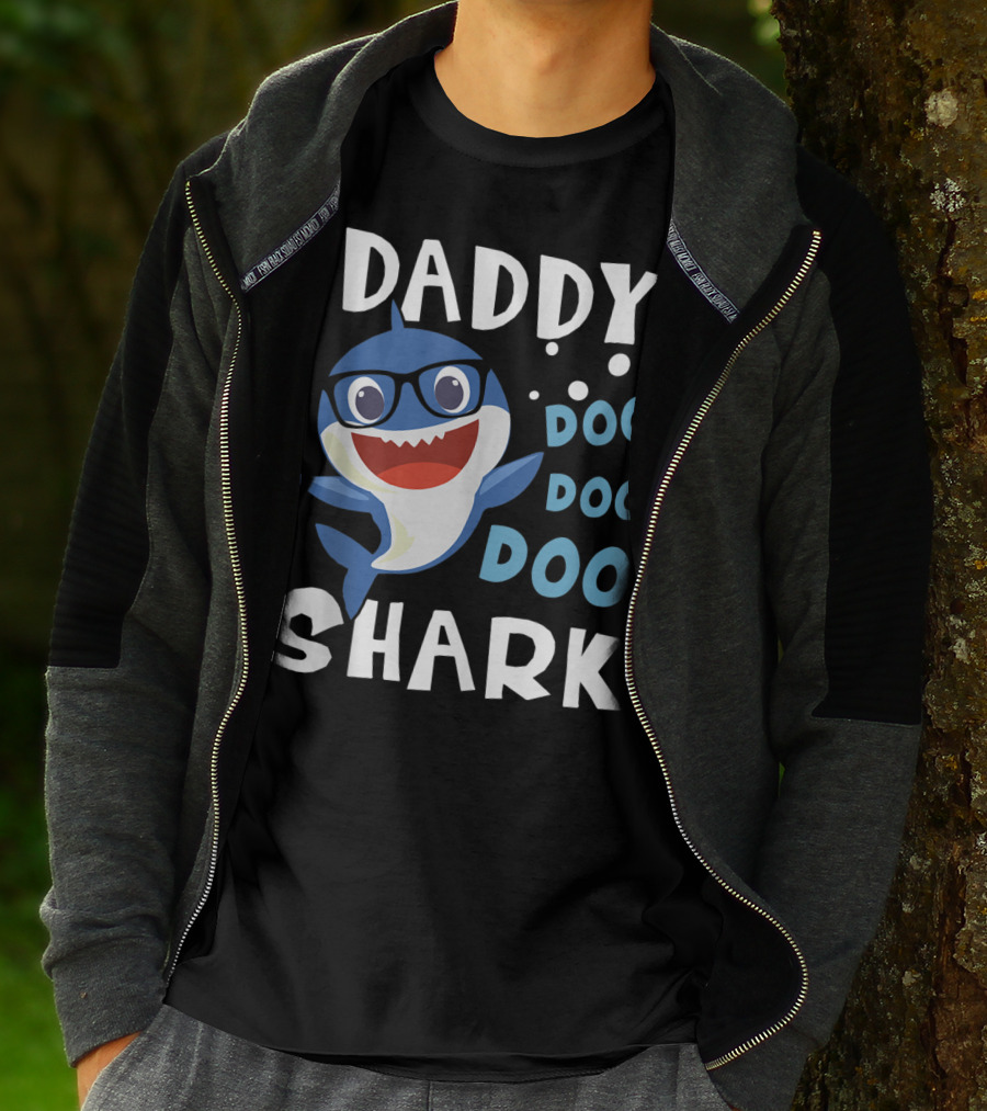 Daddy Shark Doo Doo Doo Funny Baby Mommy T-Shirt