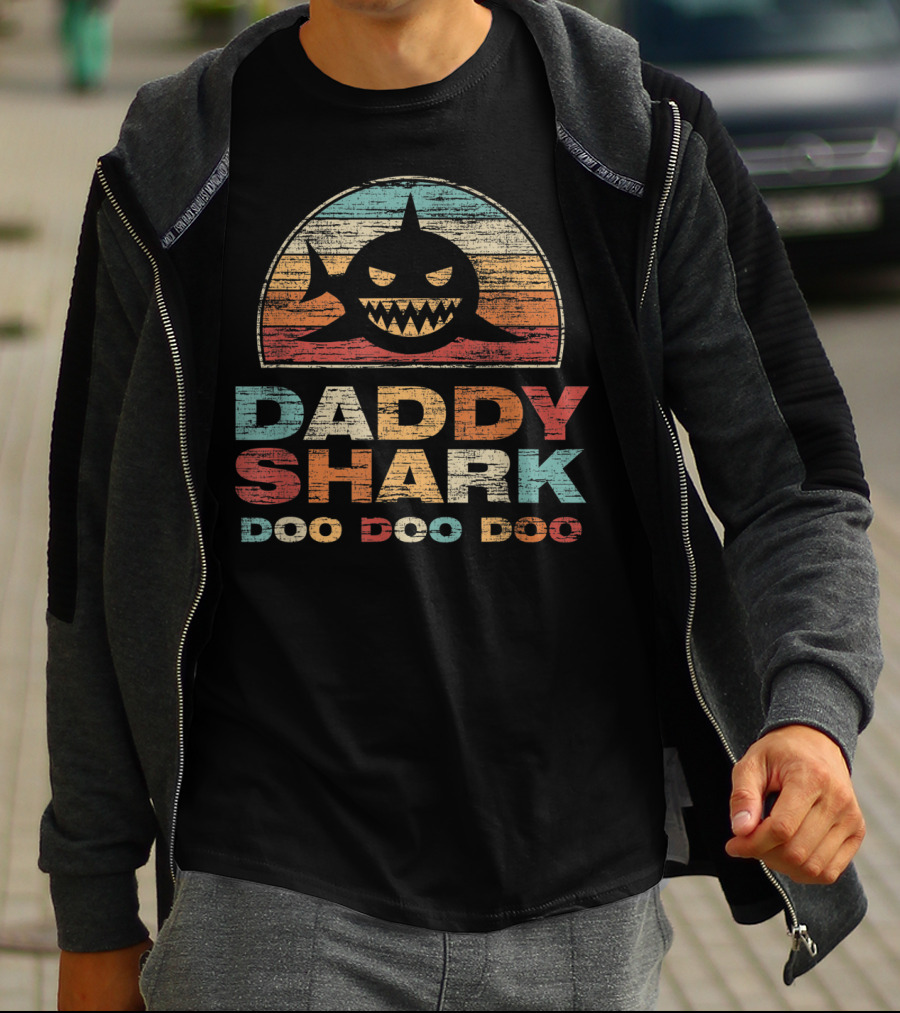 Daddy Shark Doo Doo Doo Retro T-Shirt