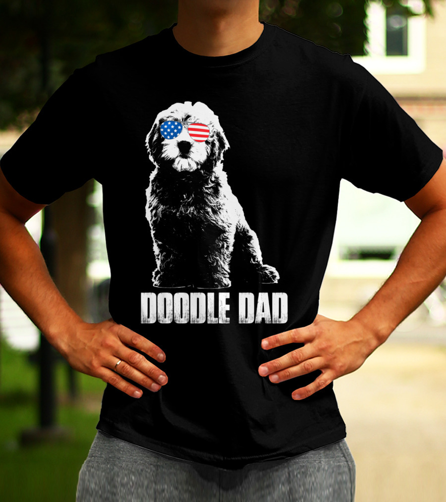Doodle Dad Goldendoodle Vintage Patriotic American Flag Sunglasses T-Shirt
