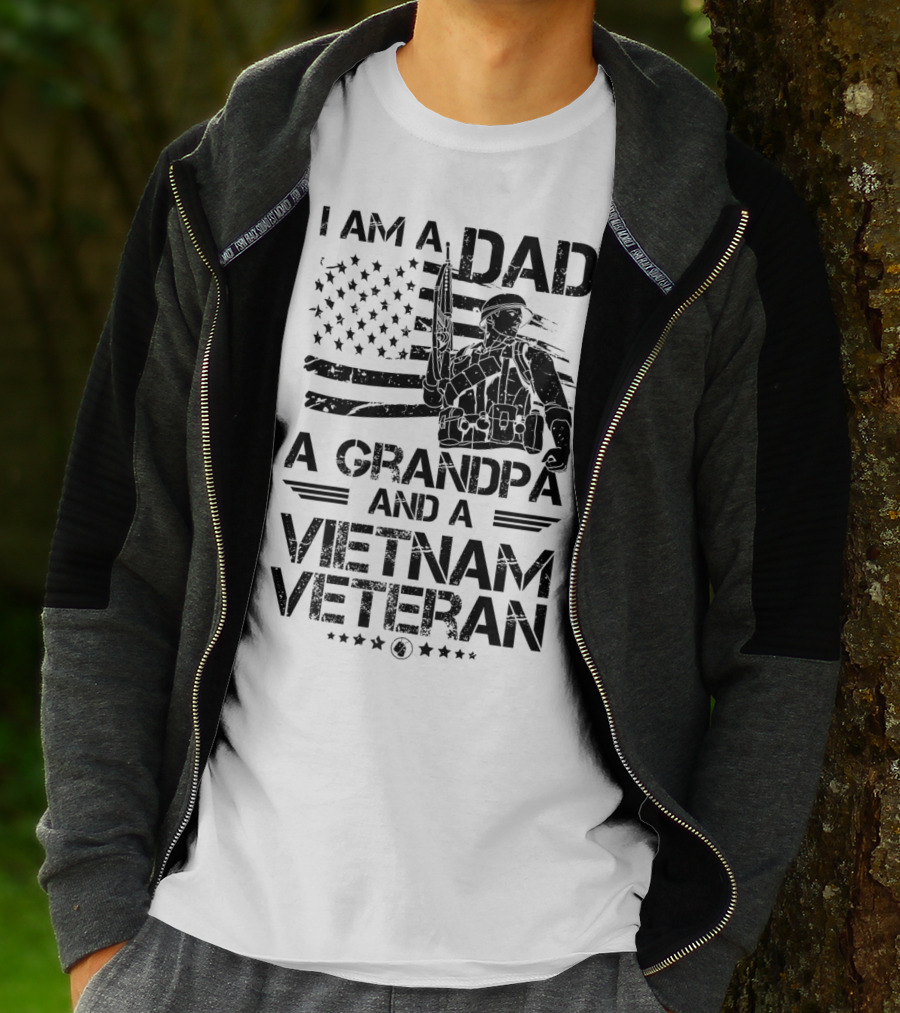 I Am A Dad A Grandpa And A Vietnam Veteran With Soldier And American Flag T-Shirt