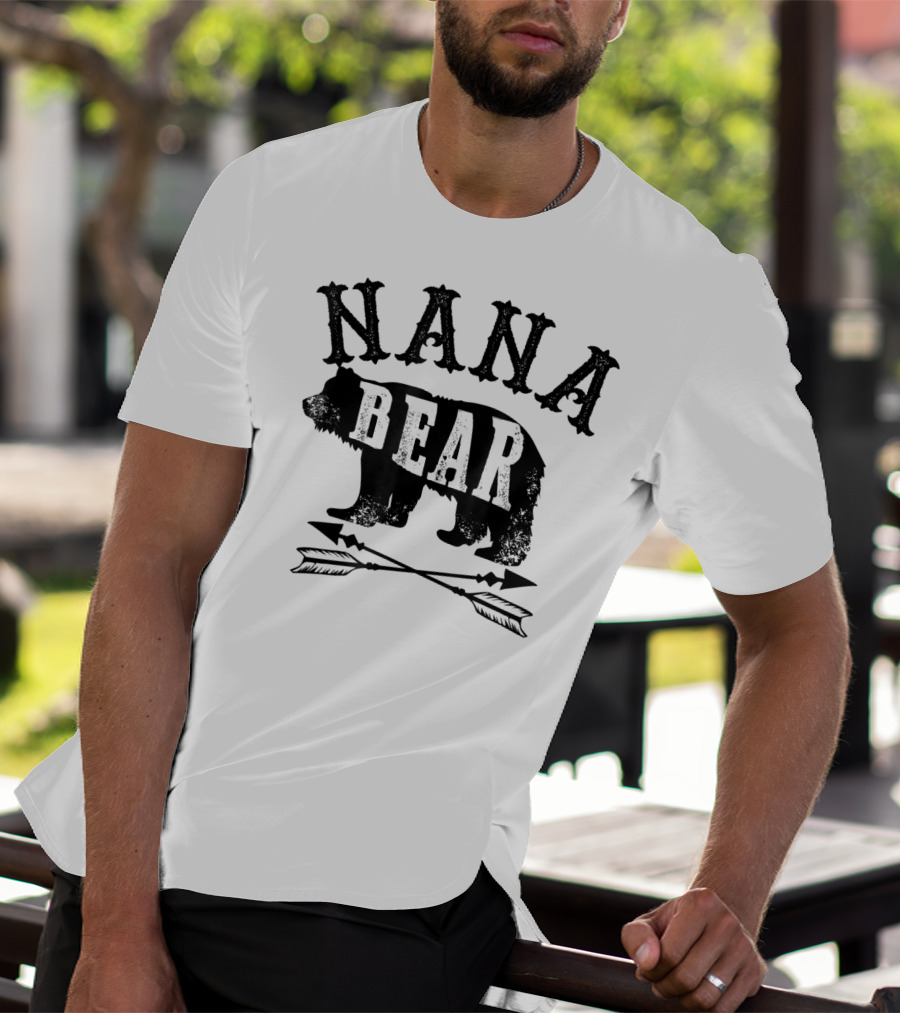Nana Bear Grandmother Birthday Celebrations With Bear Silhouette And Arrows T-Shirt