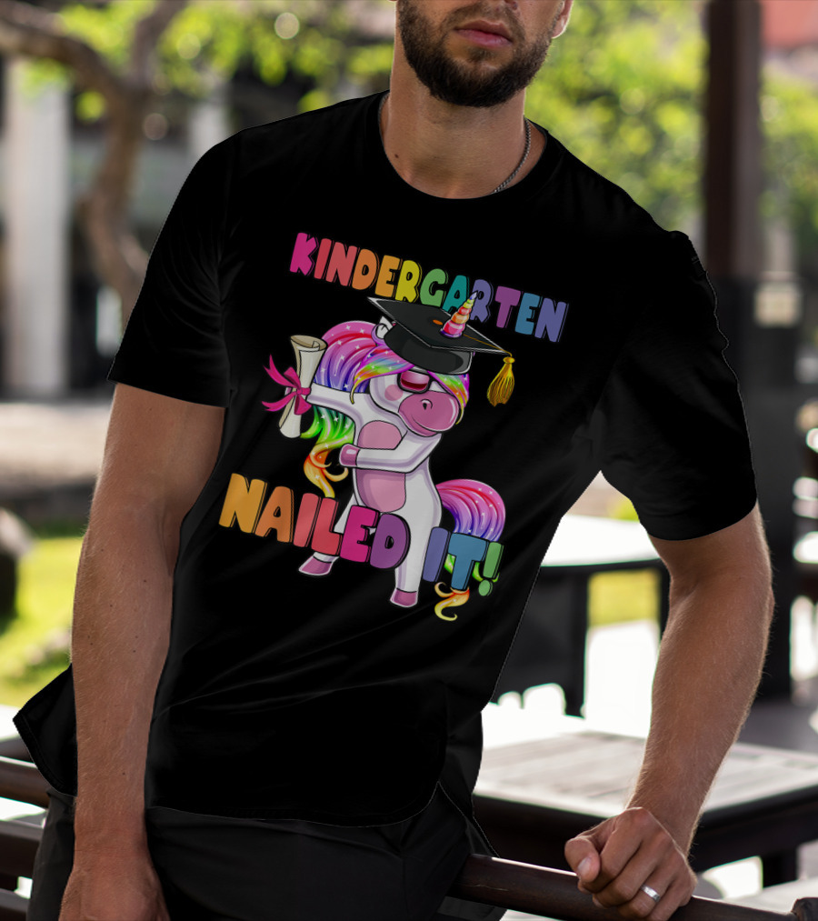 Kindergarten Nailed It Flossing Unicorn Graduation T-Shirt