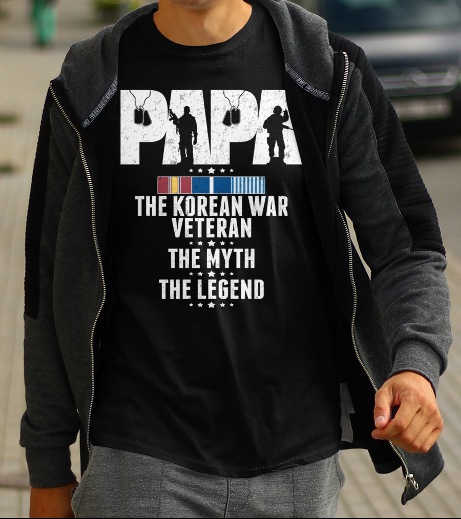 Papa Korean War Veteran Myth Legend With Medals T-Shirt
