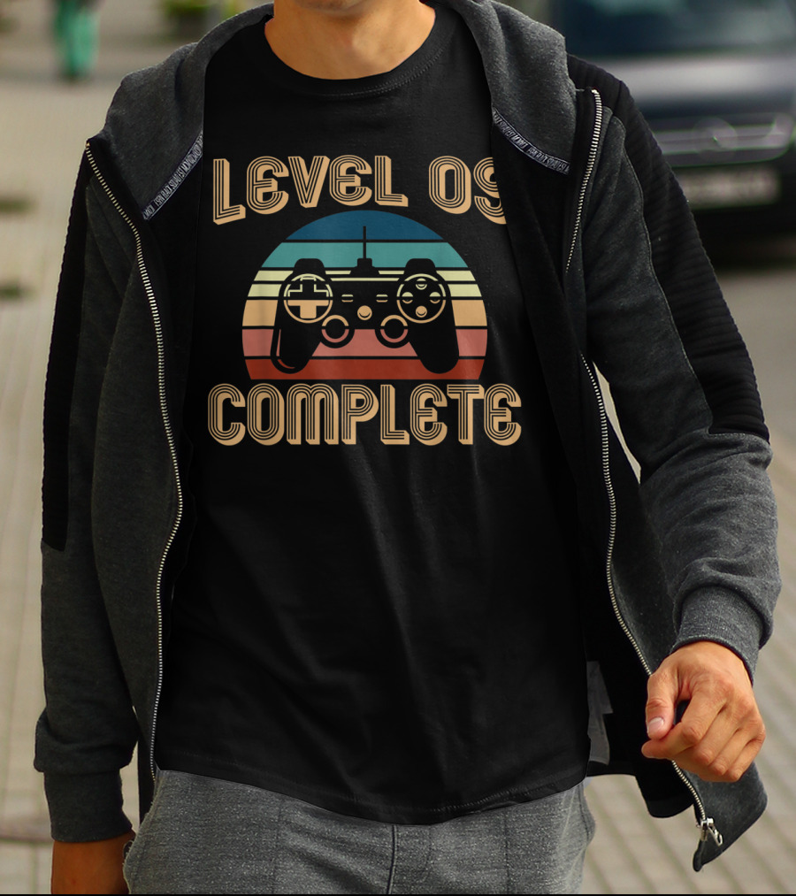 Level 09 Complete Vintage 9th Celebration Gaming Controller T-Shirt