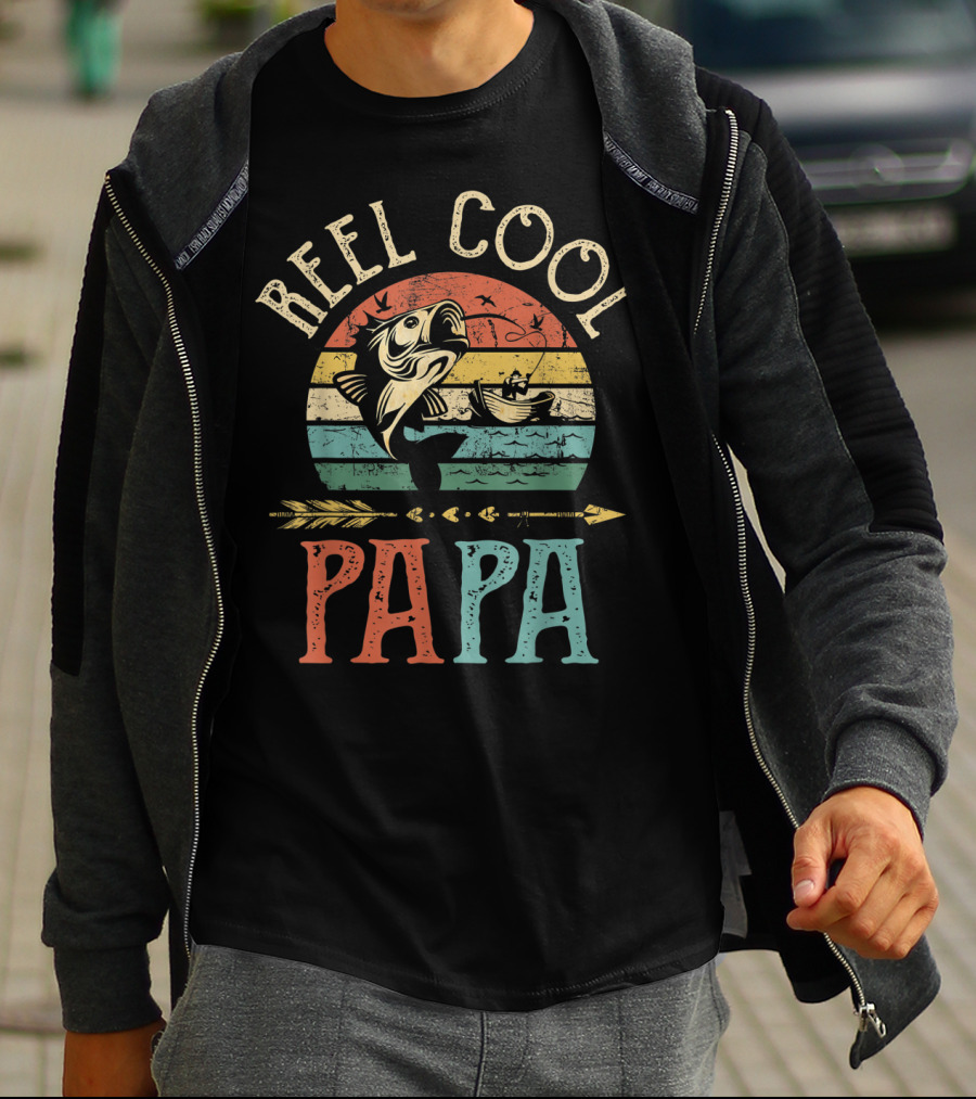 Reel Cool Papa Vintage Fisherman Retro Striped T-Shirt