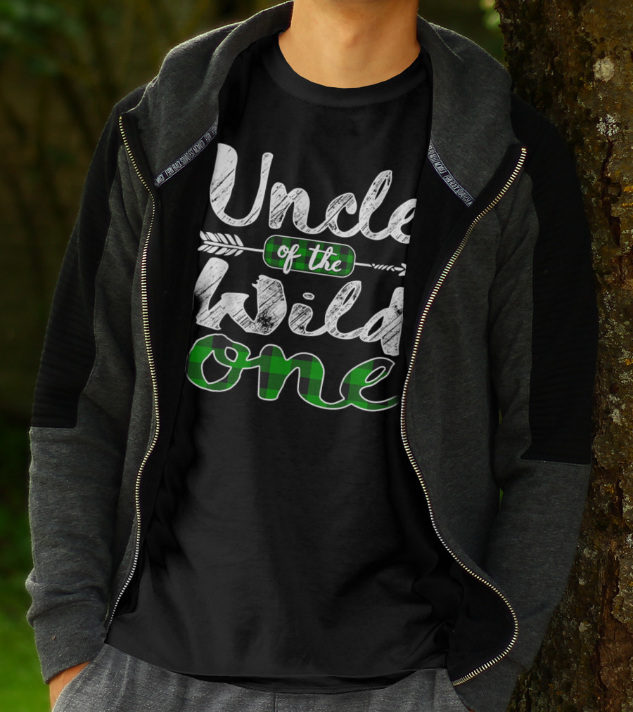Uncle Of The Wild One Irish Green Plaid Arrow T-Shirt