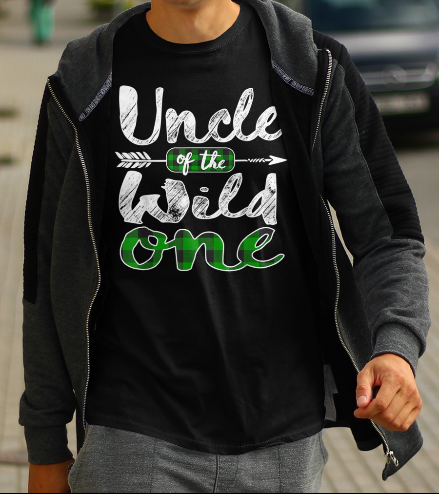 Uncle Of The Wild One Irish Green Plaid Arrow T-Shirt