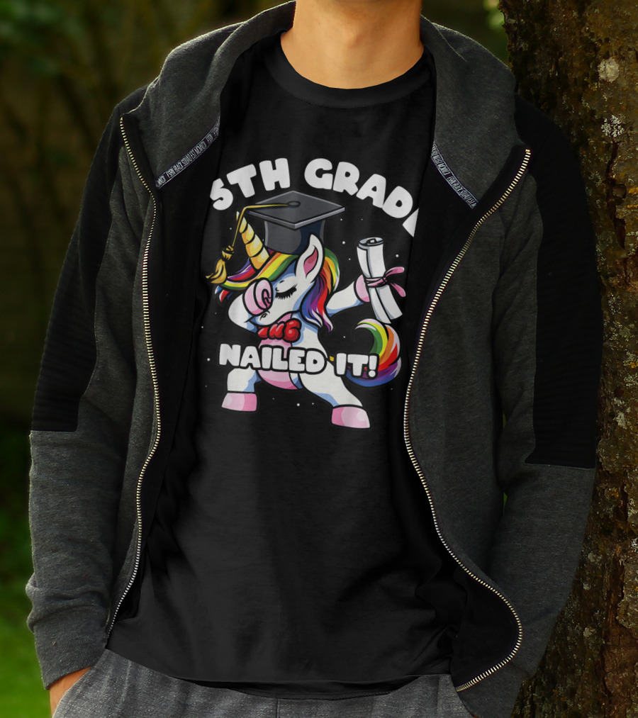 5th Grade Unicorn Dabbing Nailed It Graduation T-Shirt
