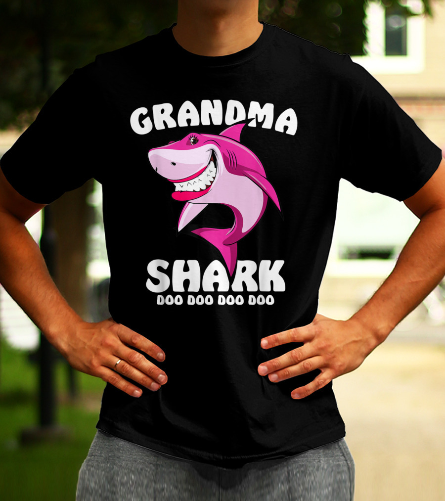 Grandma Shark Doo Doo Doo Doo Matching Family Shark T-Shirt