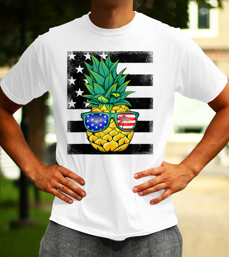 Hawaiian Pineapple With American Flag Sunglasses On Distressed Stars And Stripes Background T-Shirt