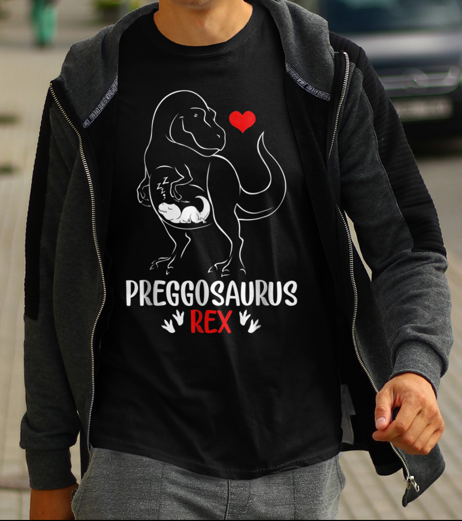 Pregosaurus Rex Heart Pregnant Mom Dinosaur With Baby T-Shirt